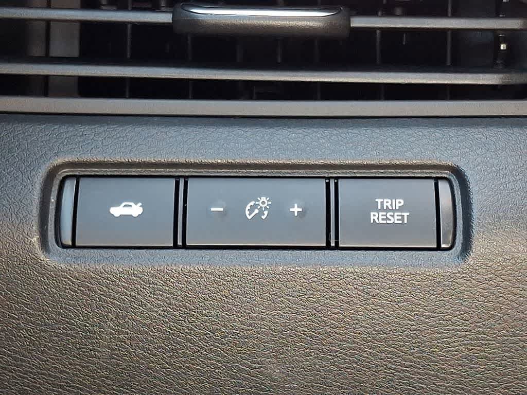 Used 2021 Nissan Altima 2.5 SR AWD/4WD image 21