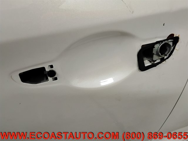Used 2020 Hyundai Elantra SEL w/ Cargo Package (C1) FWD image 16