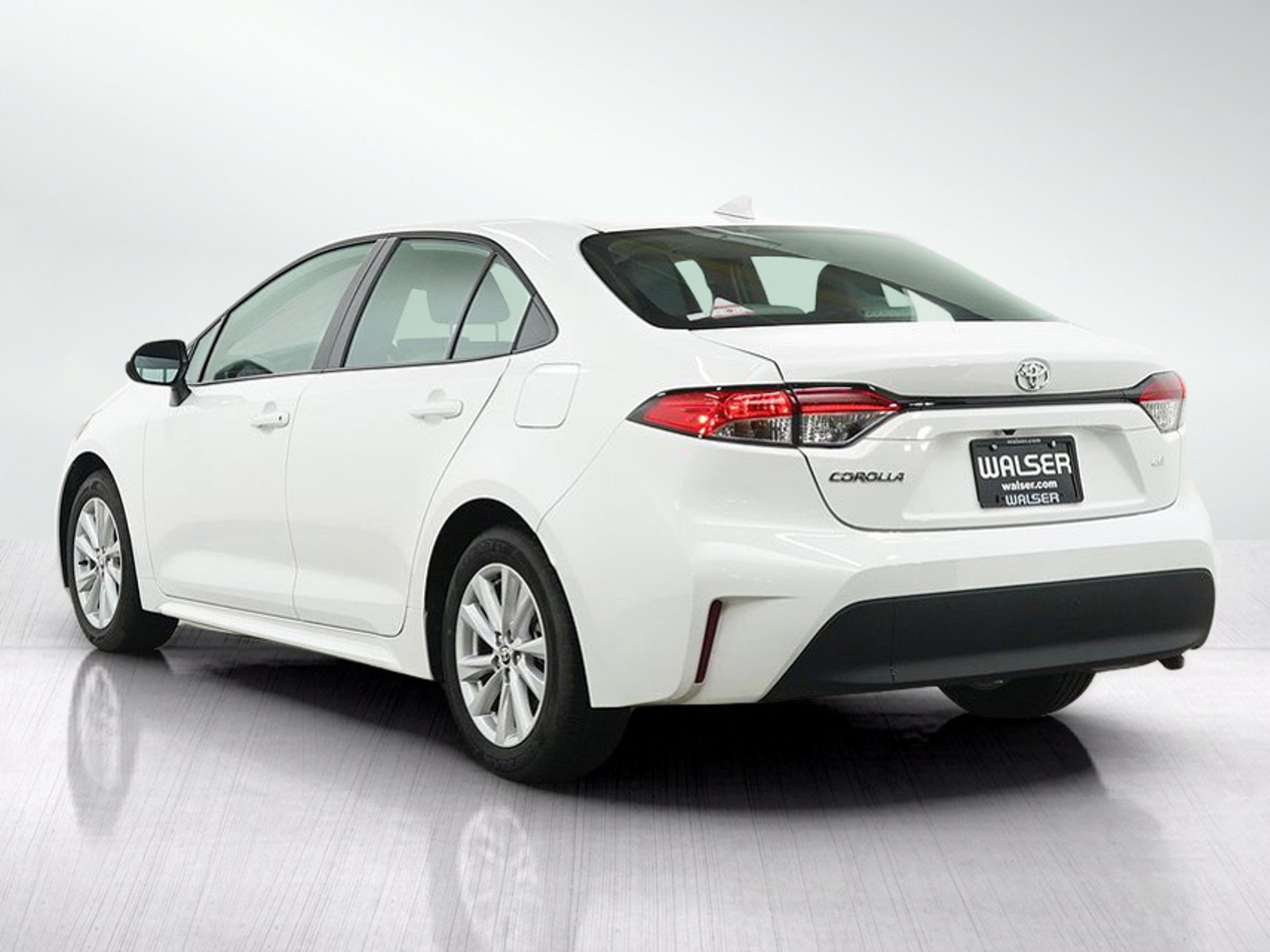 Used 2026 Toyota Corolla LE w/ LE Premium Package FWD image 3