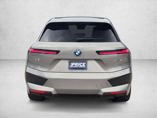 Used 2023 BMW iX xDrive50 w/ Sport Package image 6
