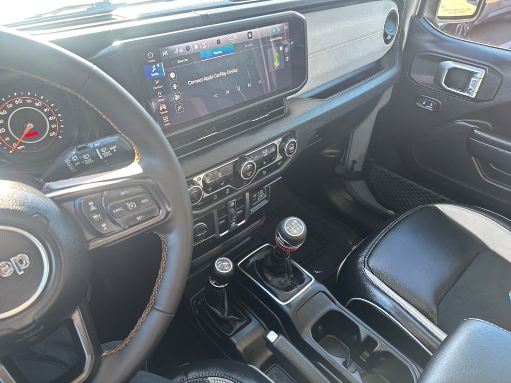 Used 2024 Jeep Wrangler Sport S image 21