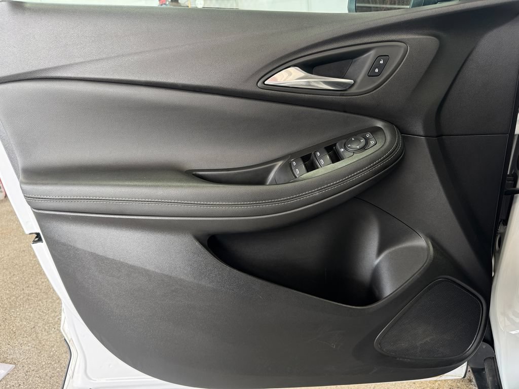 Used 2024 Buick Encore GX Preferred FWD image 10