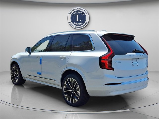 New 2026 Volvo XC90 B5 Plus image 3