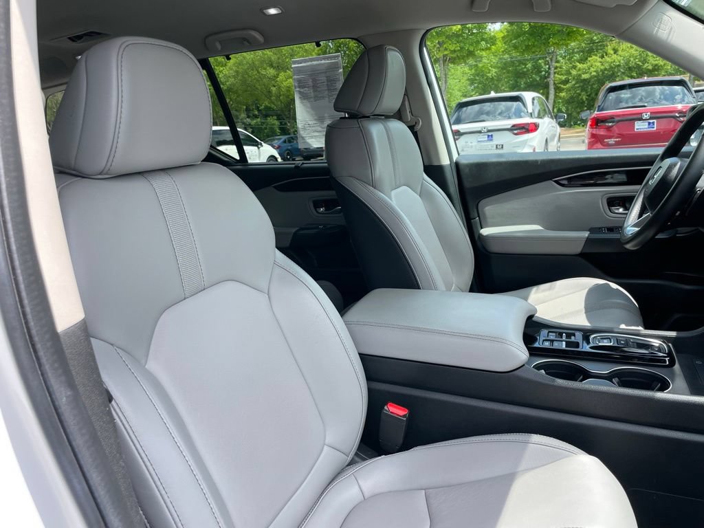 Certified 2025 Honda Pilot EX-L image 33