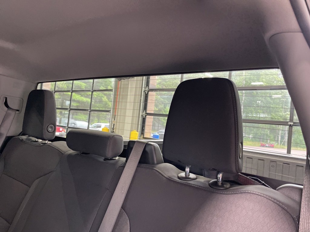 Used 2025 Chevrolet Silverado 1500 LT image 18