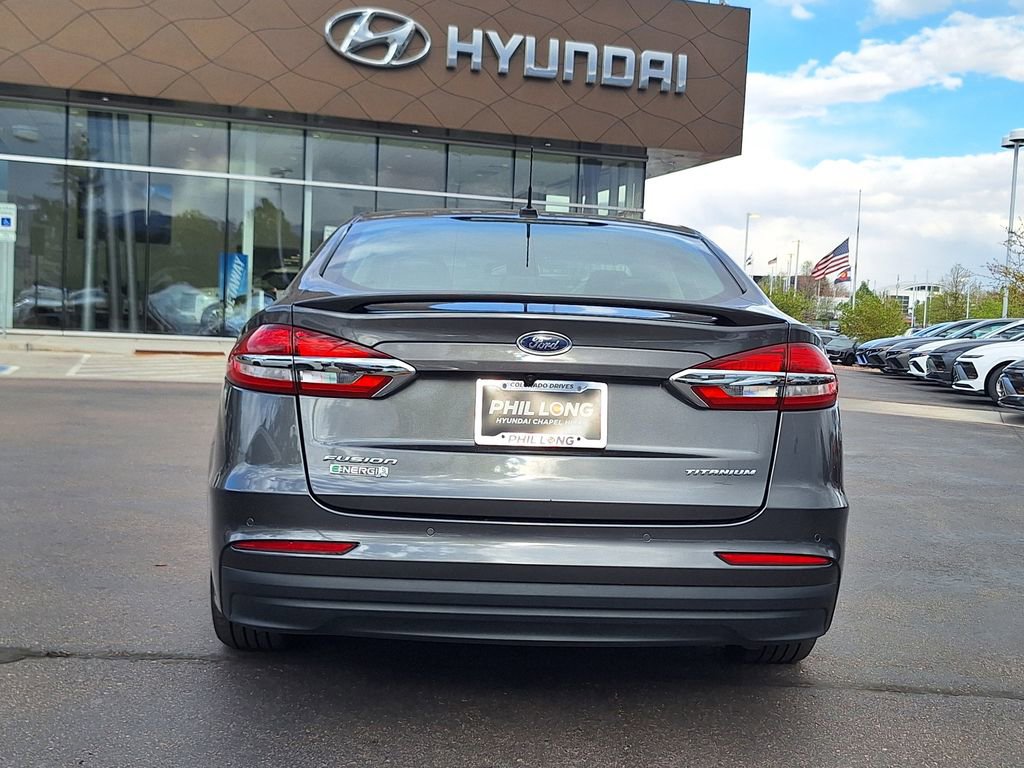 Used 2019 Ford Fusion Energi Titanium FWD image 4