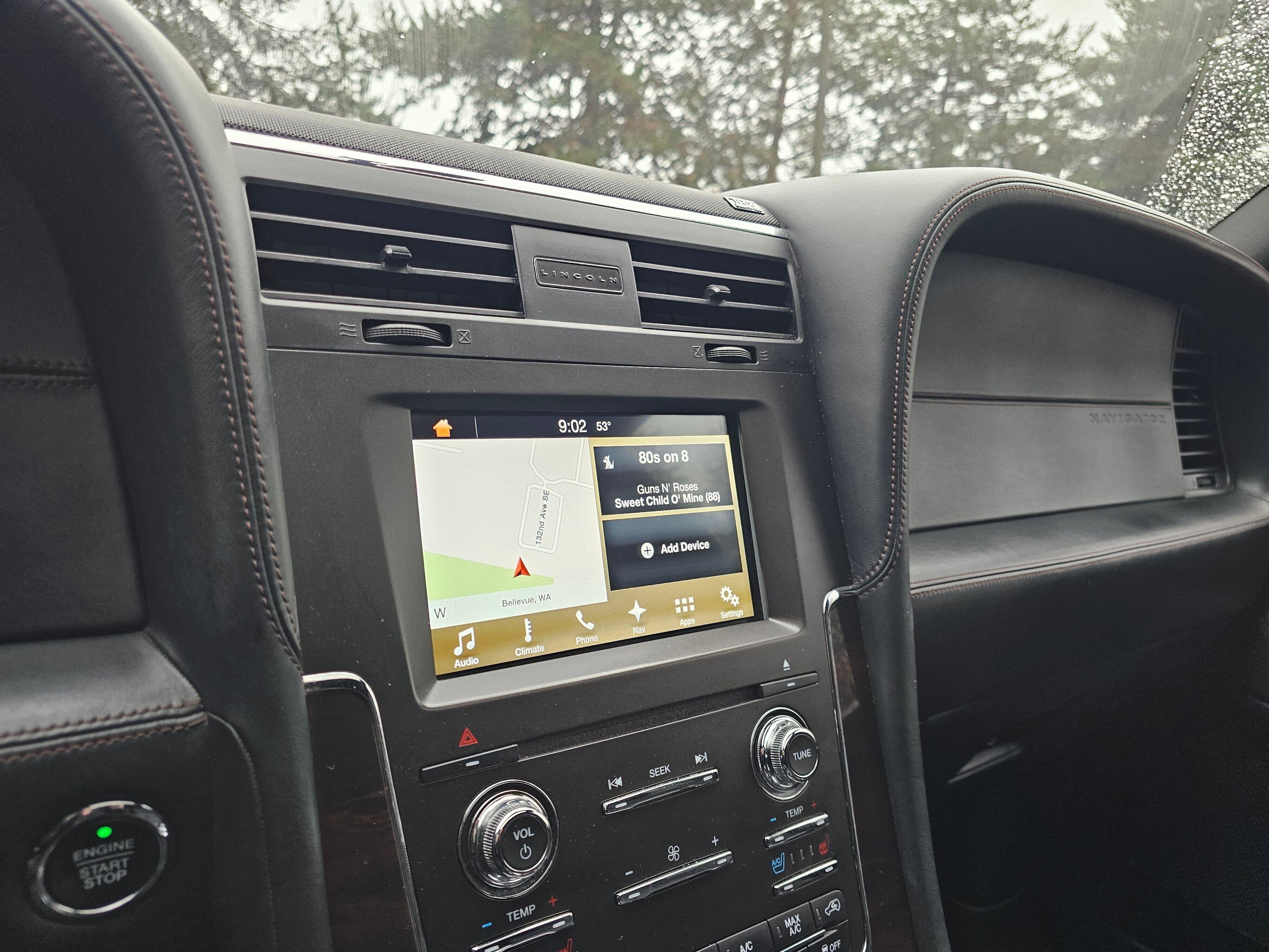 Used 2016 Lincoln Navigator L Reserve image 27