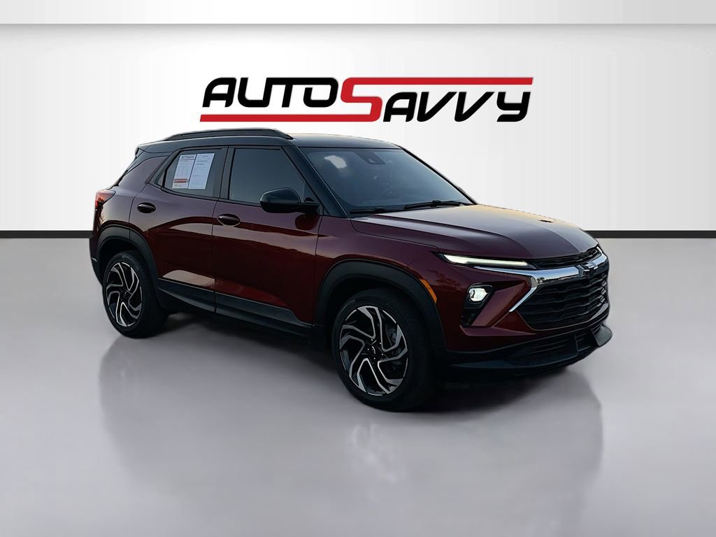 Used 2025 Chevrolet TrailBlazer RS w/ Driver Confidence Package image 1