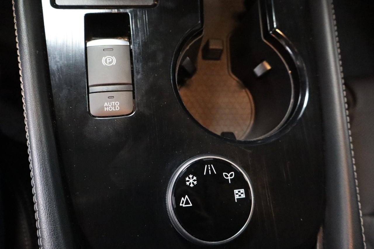 Used 2023 Nissan Rogue Platinum w/ Platinum Premium Package image 13