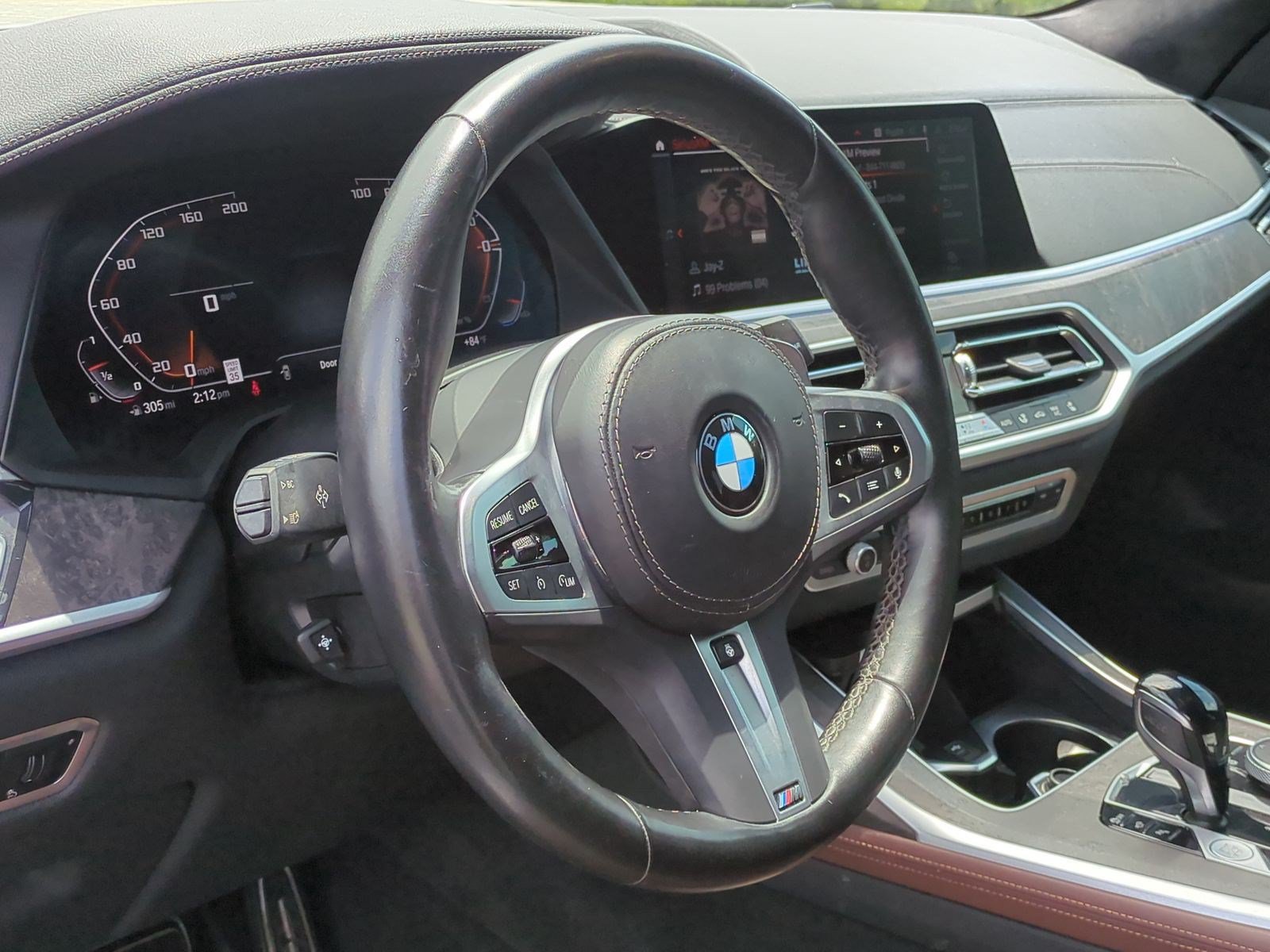 Used 2022 BMW X7 xDrive40i w/ M Sport Package AWD/4WD image 18