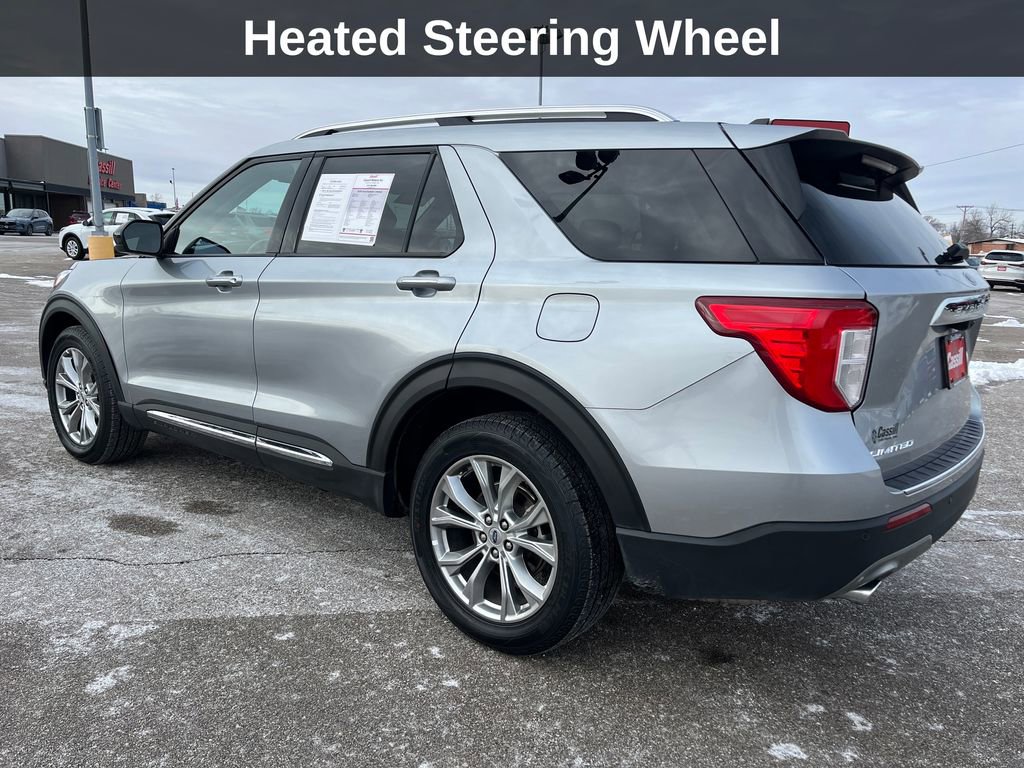 Used 2024 Ford Explorer Limited image 3