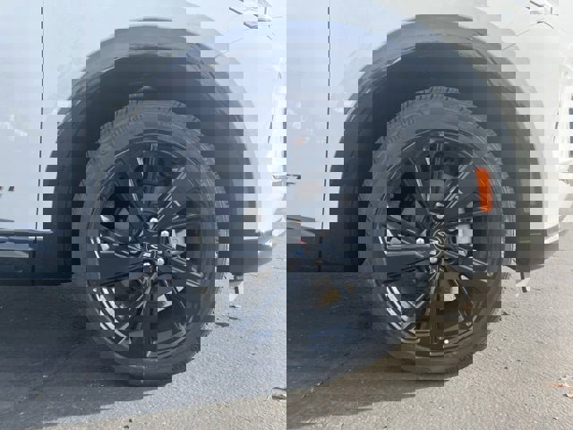 New 2025 Buick Envision Sport Touring image 6