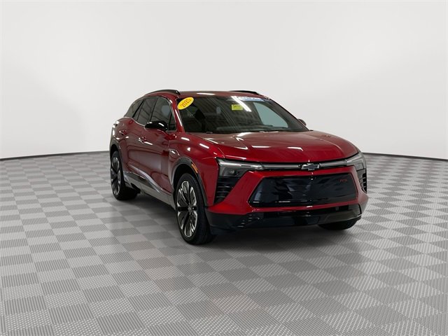 Certified 2025 Chevrolet Blazer EV RS image 2
