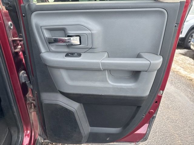 Used 2017 RAM 1500 Classic SLT image 21