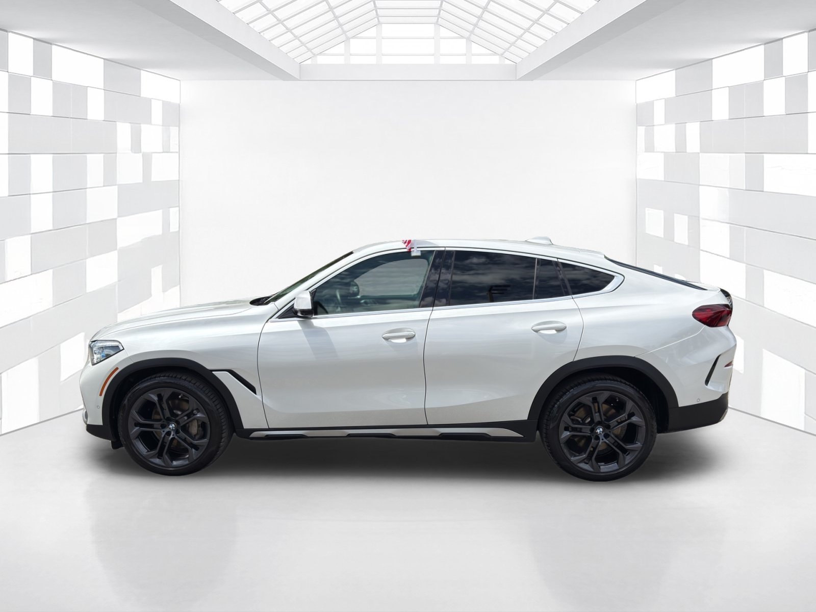 Used 2023 BMW X6 xDrive40i w/ Executive Package AWD/4WD image 4