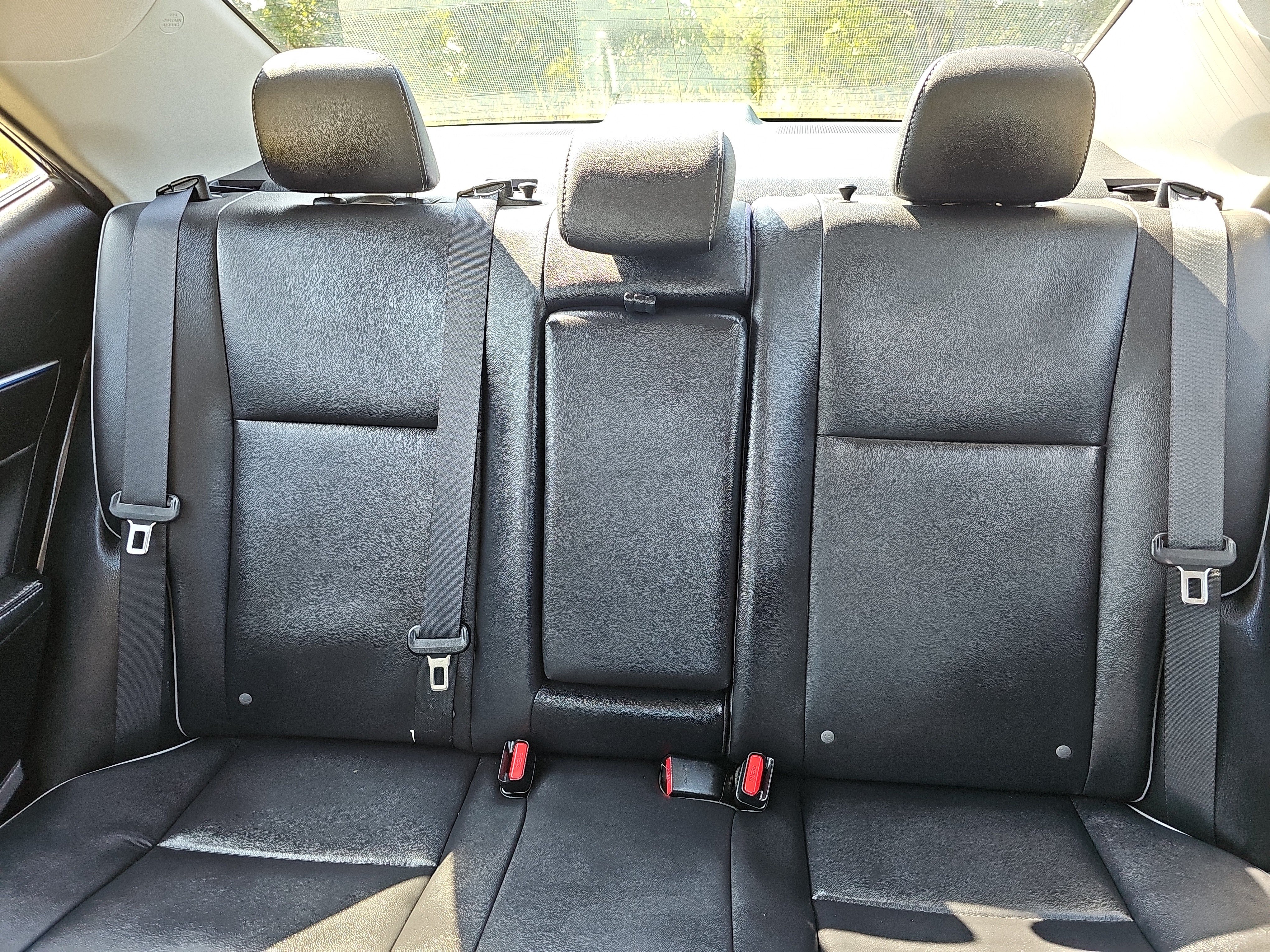 Used 2015 Toyota Corolla S Premium FWD image 14