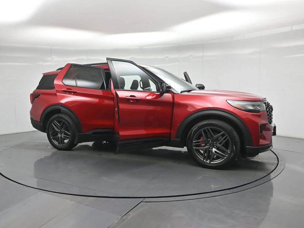 New 2026 Ford Explorer ST image 31
