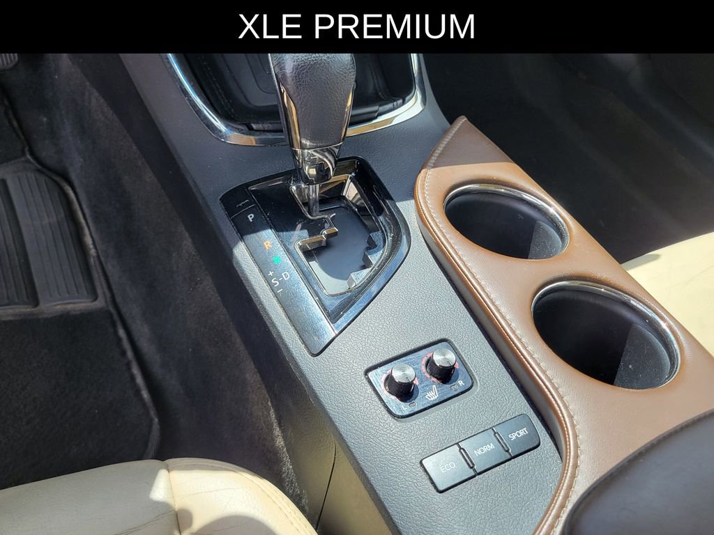 Used 2016 Toyota Avalon XLE Premium FWD image 25