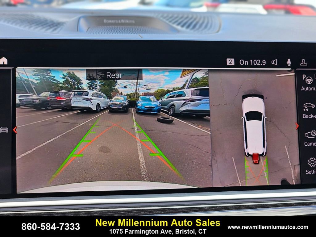 Used 2021 BMW X7 M50i image 20