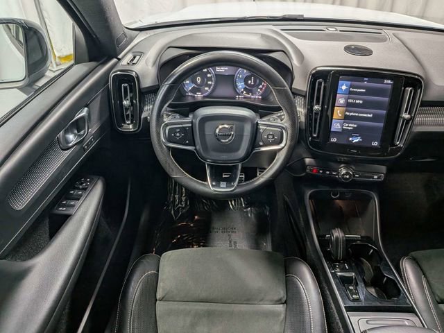 Used 2020 Volvo XC40 T5 R-Design w/ Protection Package Premier AWD/4WD image 7