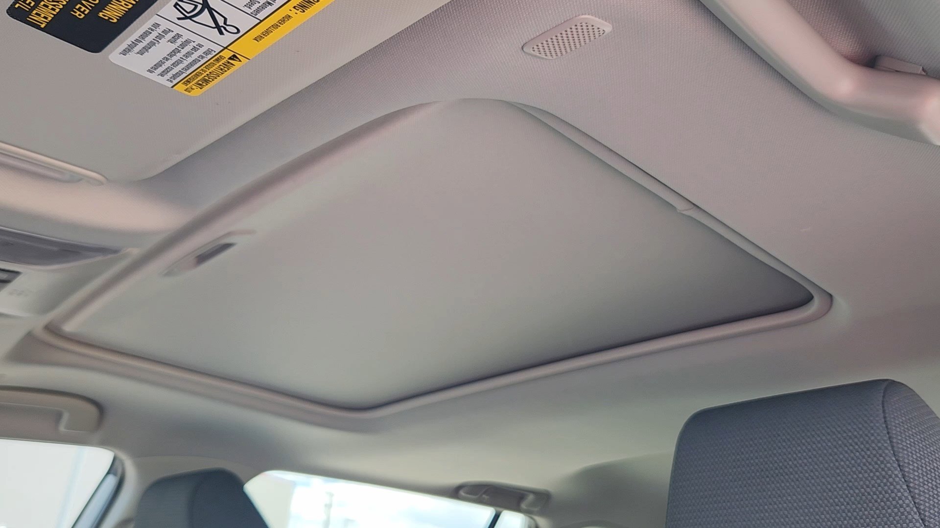 Used 2024 Toyota RAV4 XLE w/ Convenience Package image 10