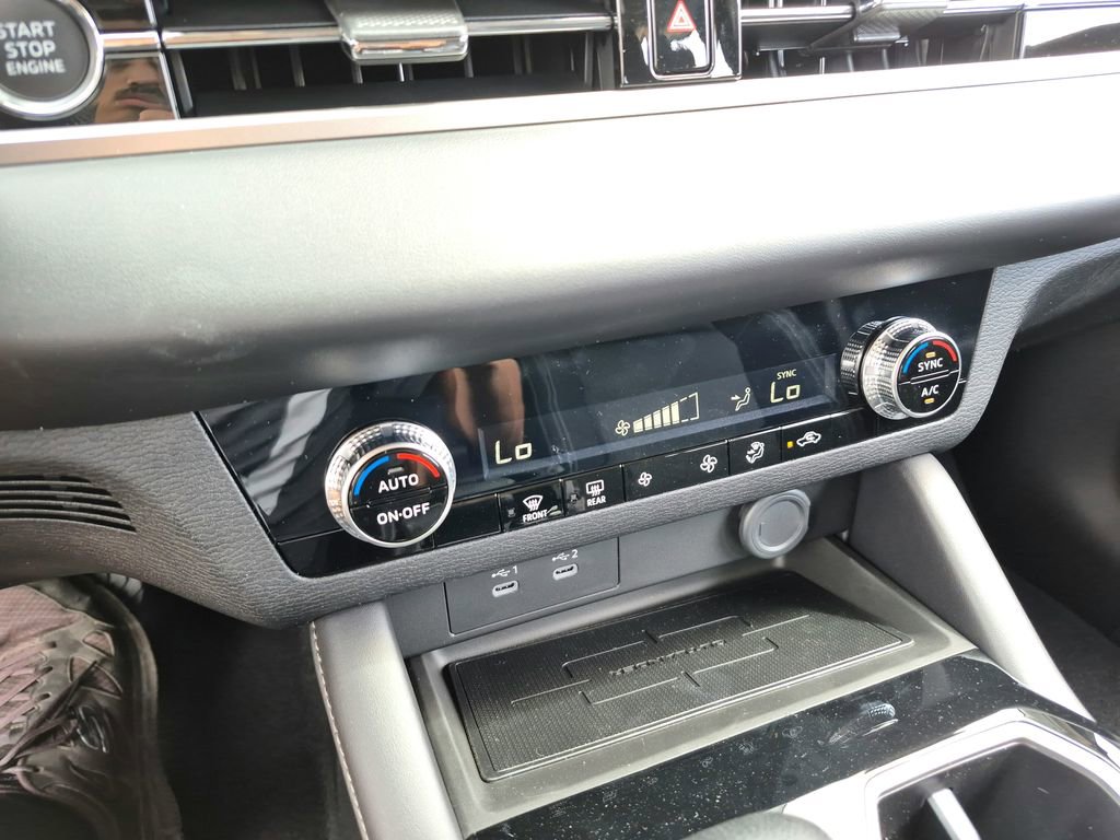 New 2026 Mitsubishi Outlander ES image 18