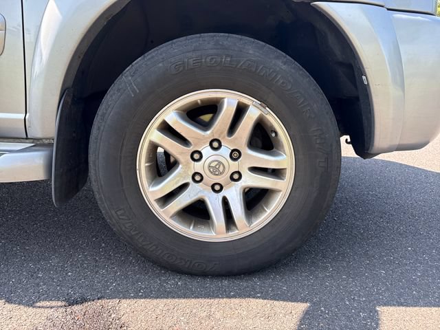 Used 2005 Toyota Sequoia Limited AWD/4WD image 11