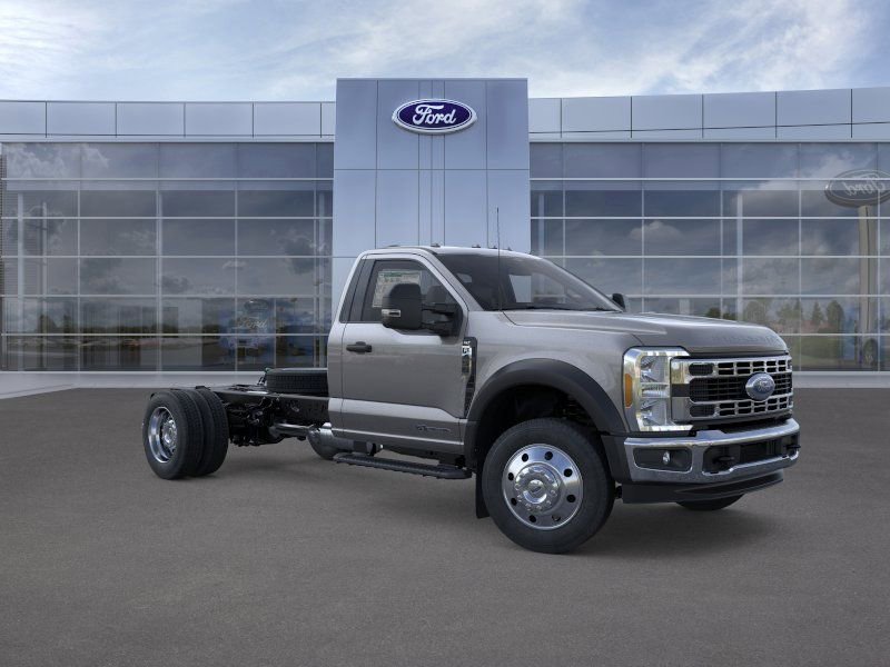 New 2026 Ford F450 XLT RWD image 38