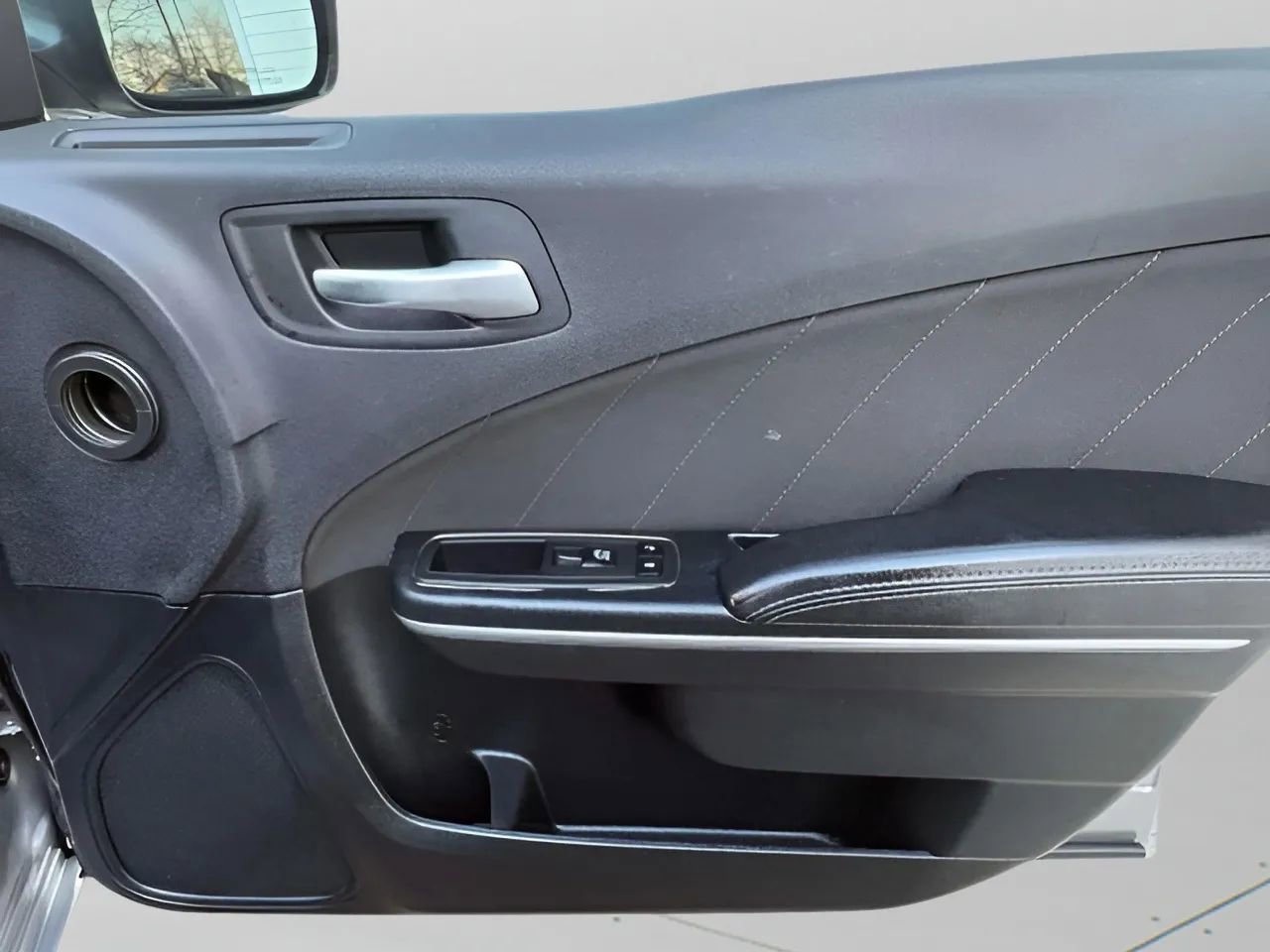 Used 2018 Dodge Charger SXT Plus RWD image 12