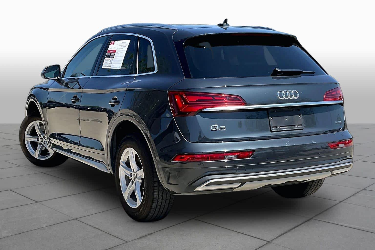 Used 2024 Audi Q5 2.0T Premium w/ Convenience Package AWD/4WD image 11