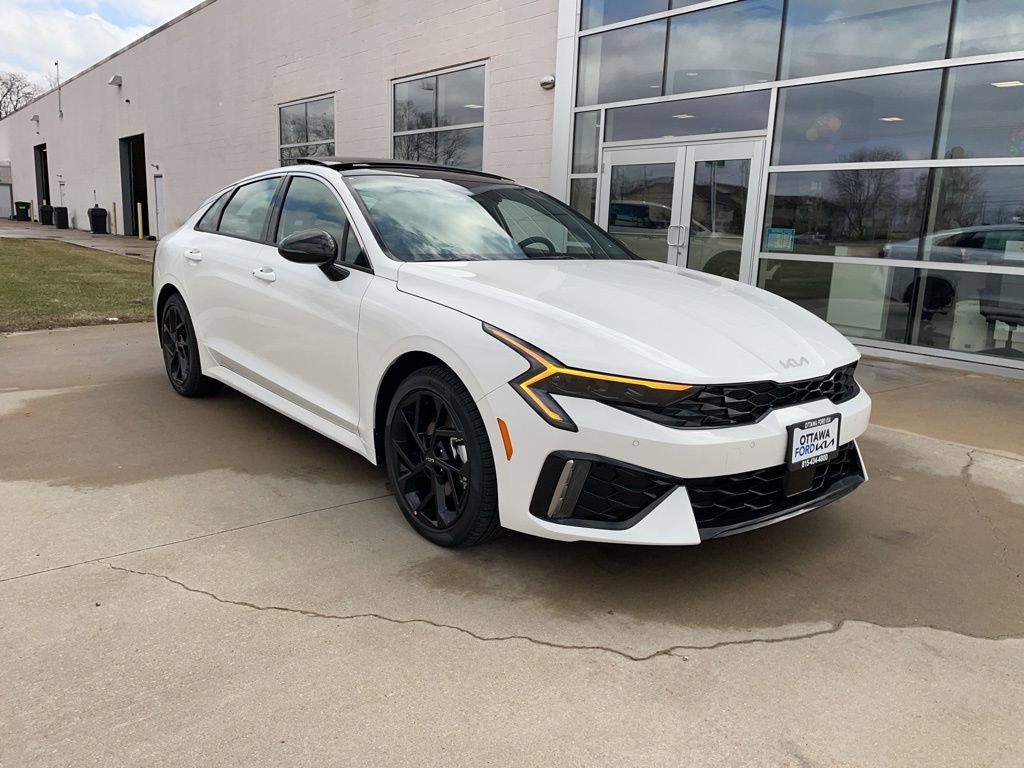 New 2026 Kia K5 GT-Line image 1