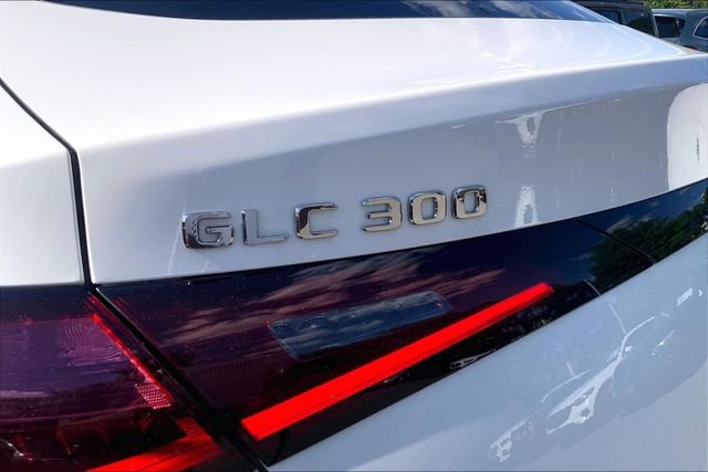Certified 2025 Mercedes-Benz GLC 300 4MATIC w/ AMG Line image 8