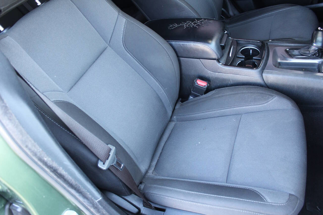 Used 2021 Dodge Charger SXT w/ Blacktop Package image 16