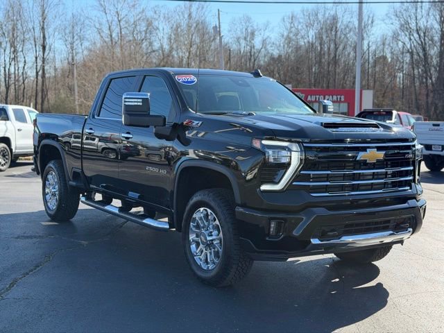 New 2025 Chevrolet Silverado 2500 LT w/ Z71 Chrome Sport Edition image 18
