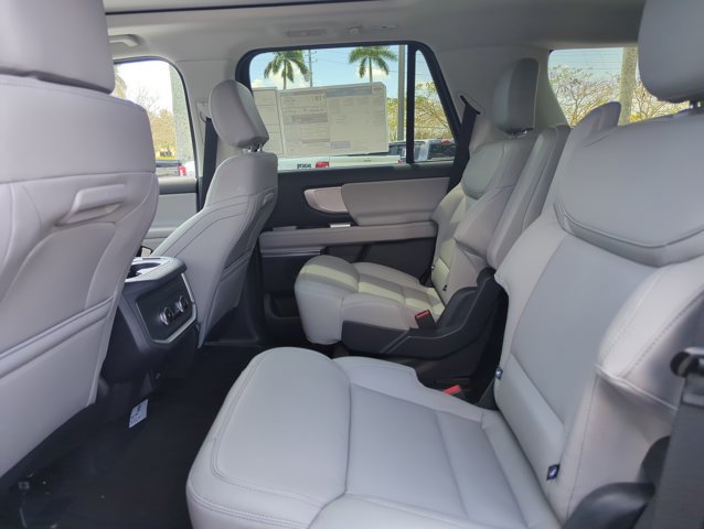 New 2026 Ford Expedition Active RWD image 16