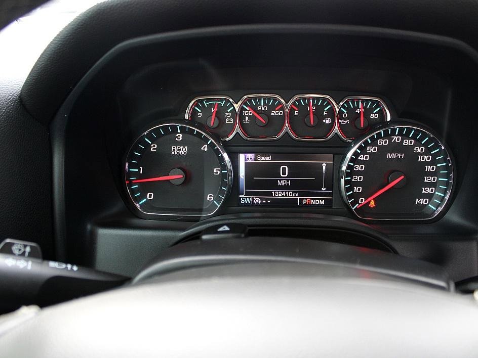 Used 2016 Chevrolet Silverado 1500 LT w/ LPO, Black Pack image 18