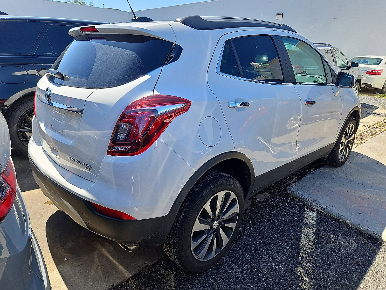 Certified 2022 Buick Encore Preferred w/ Safety Package AWD/4WD image 8