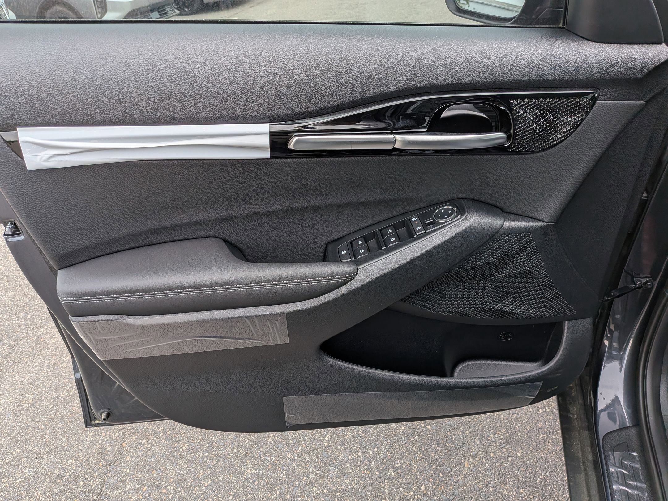 New 2026 Kia Seltos S FWD image 11