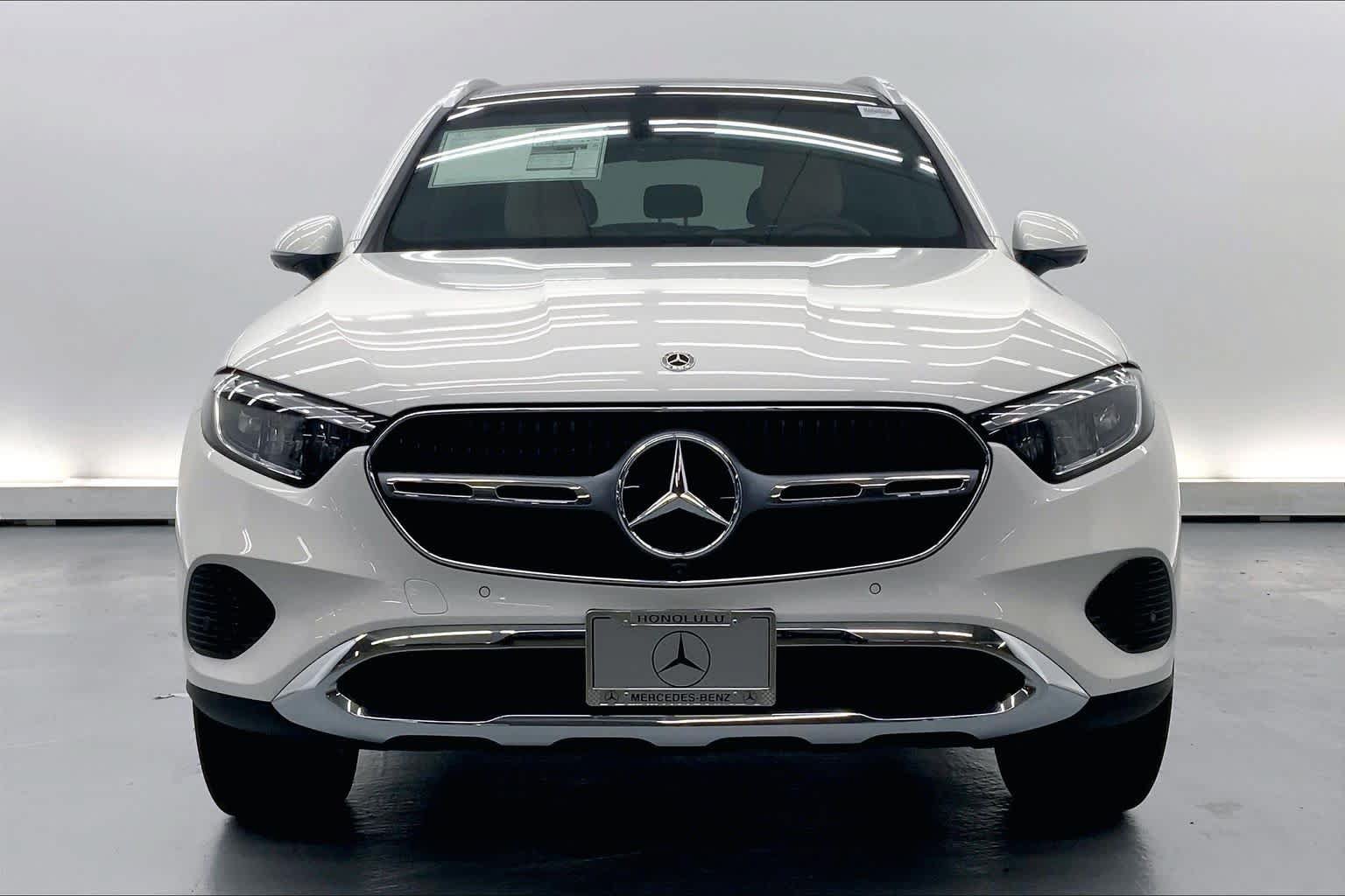 New 2027 Mercedes-Benz GLC 300 image 3