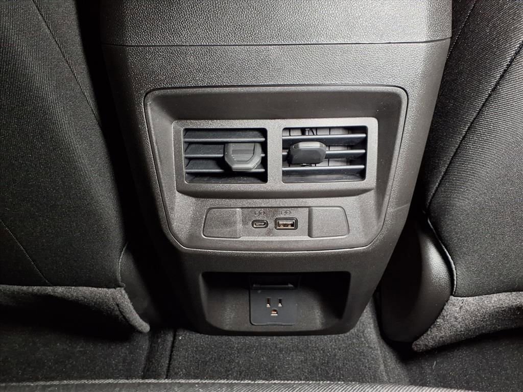 New 2026 GMC Canyon Elevation w/ Convenience Package image 13