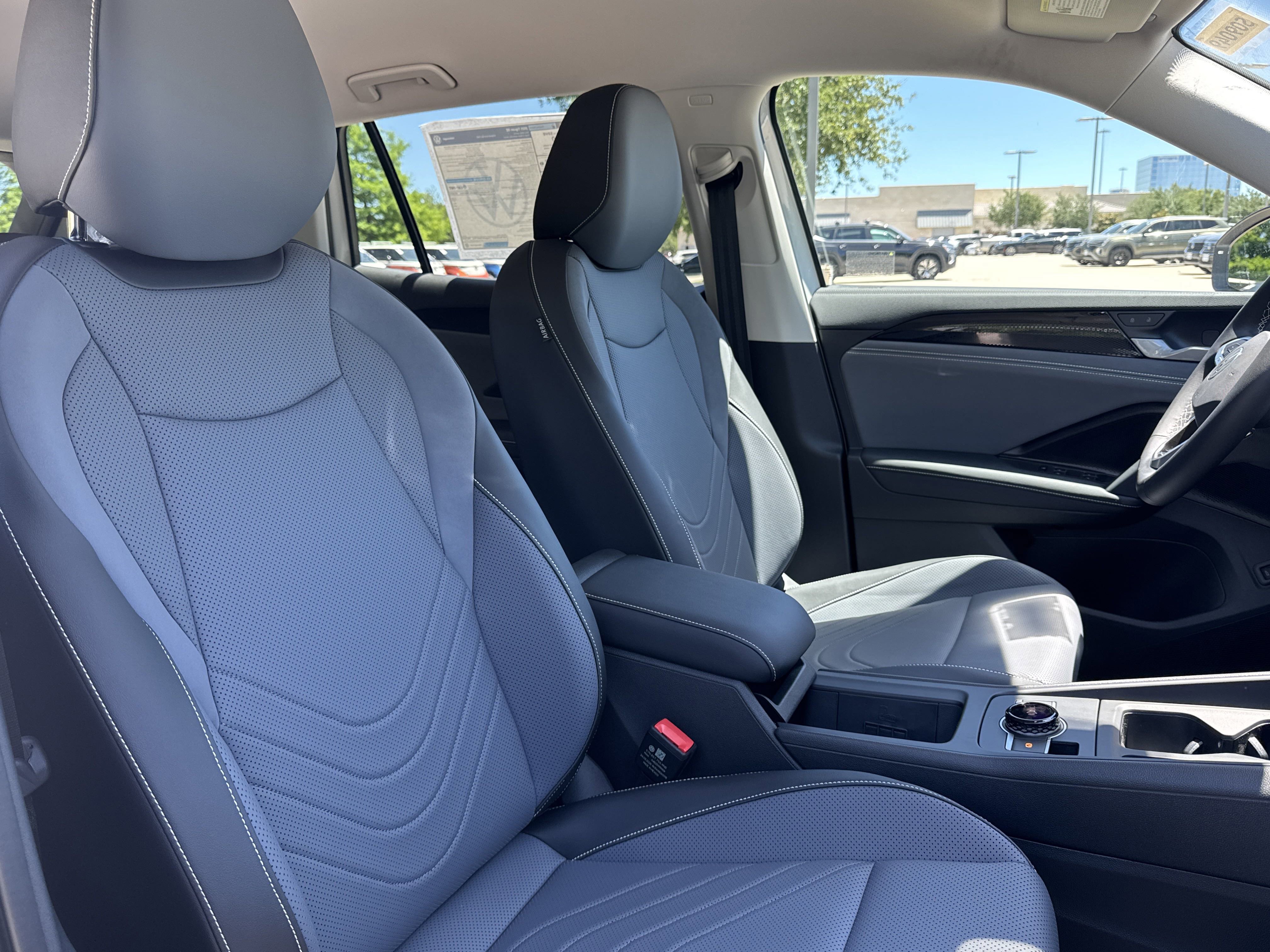 Certified 2026 Volkswagen Tiguan SE FWD image 16