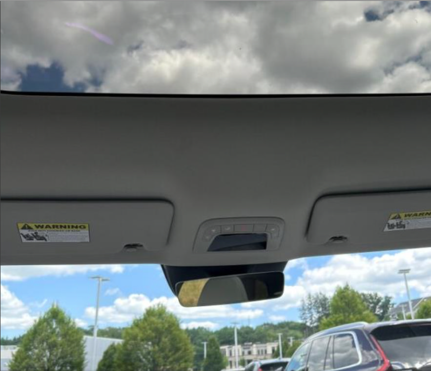 Certified 2025 Volvo EX90 Ultra AWD/4WD image 19