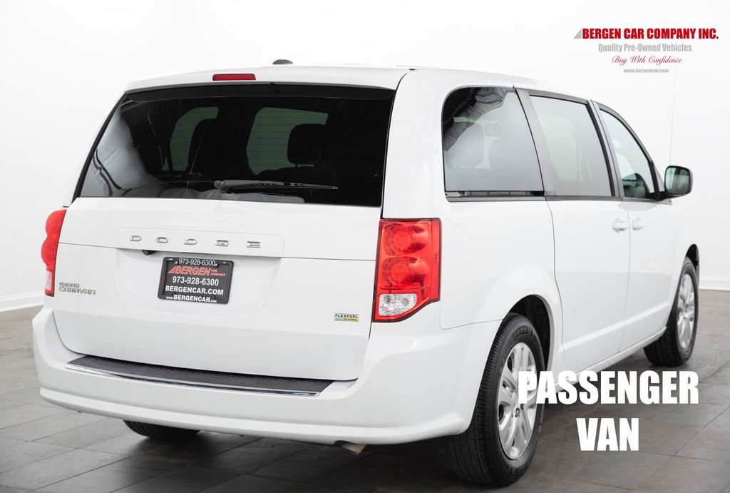 Used 2018 Dodge Grand Caravan SE w/ UConnect Hands-Free Group FWD image 14