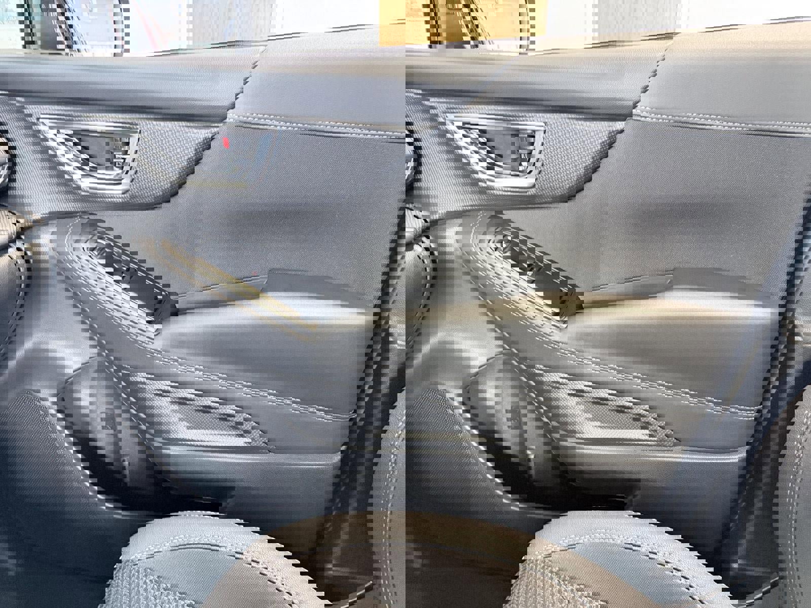 Used 2022 Subaru Forester Premium image 35