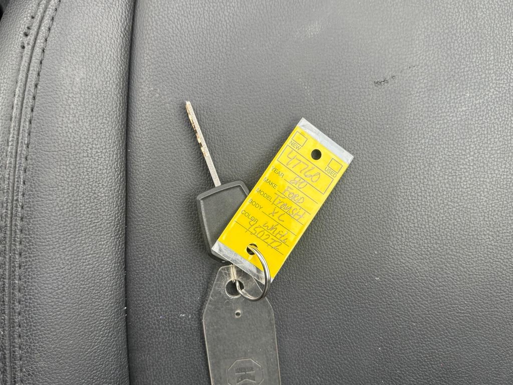 Used 2020 Ford Transit Connect XL image 23