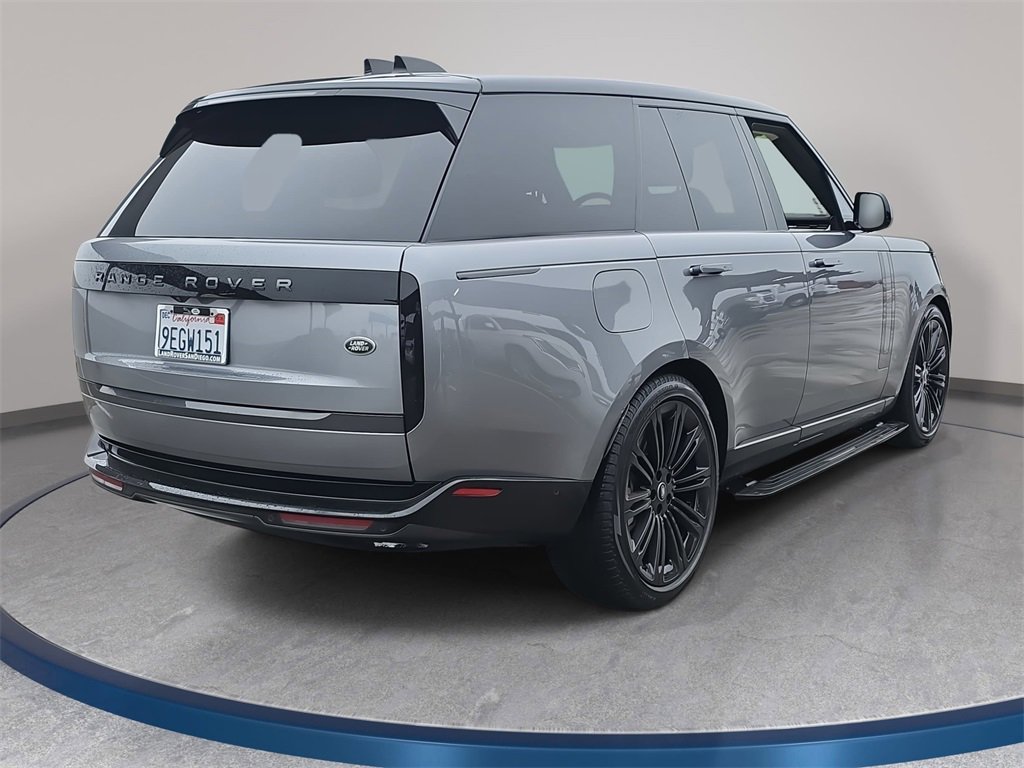 Certified 2023 Land Rover Range Rover SE image 5
