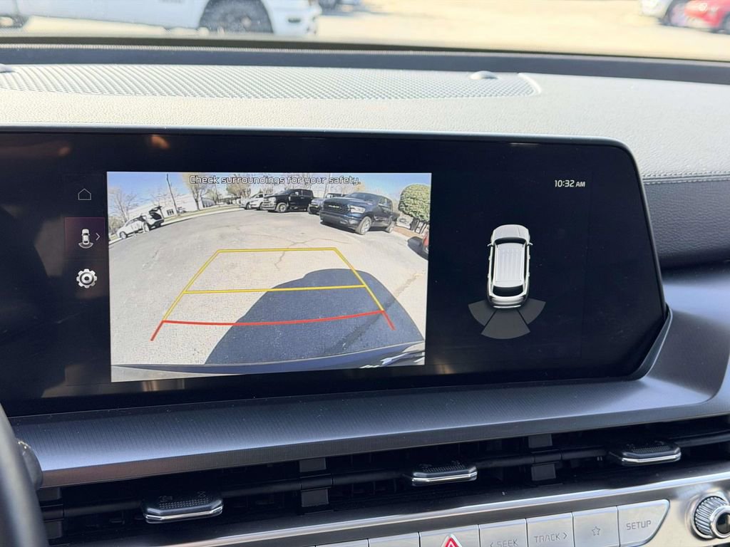 Used 2025 Kia Telluride S image 4