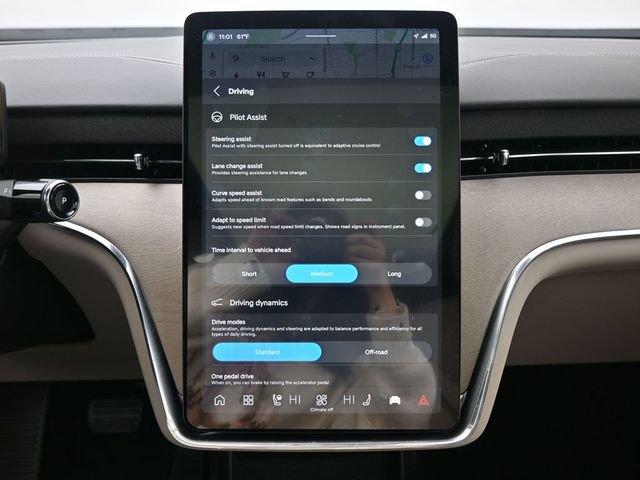 New 2026 Volvo EX90 Plus RWD image 17