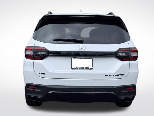 New 2026 Honda Pilot Black Edition image 6