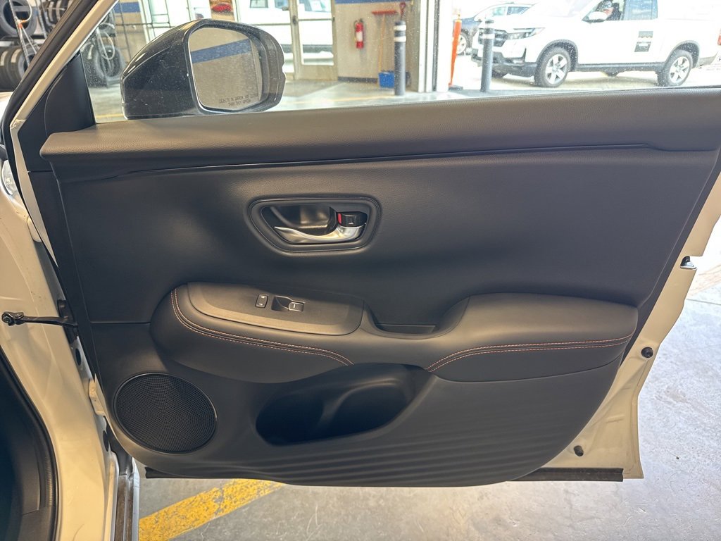 New 2025 Honda HR-V Sport image 27